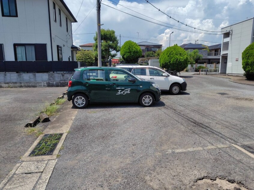 駐車場 ロイヤルハイツ