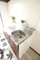 キッチン ホワイトドミ－ル