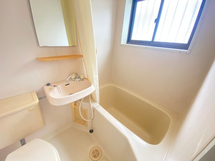 バス／シャワールーム等 フジイハイツ