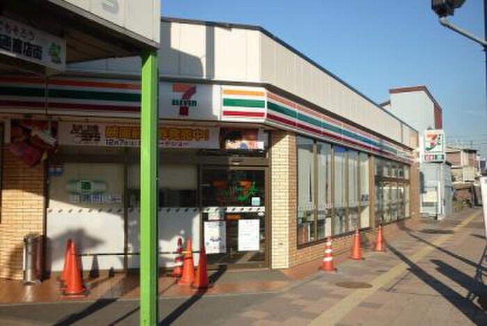 セブンイレブン横浜大口通店(コンビニ)まで122m フジイハイツ