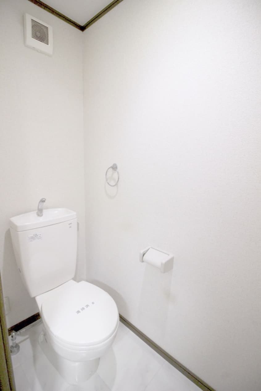 トイレ アムールピジョン