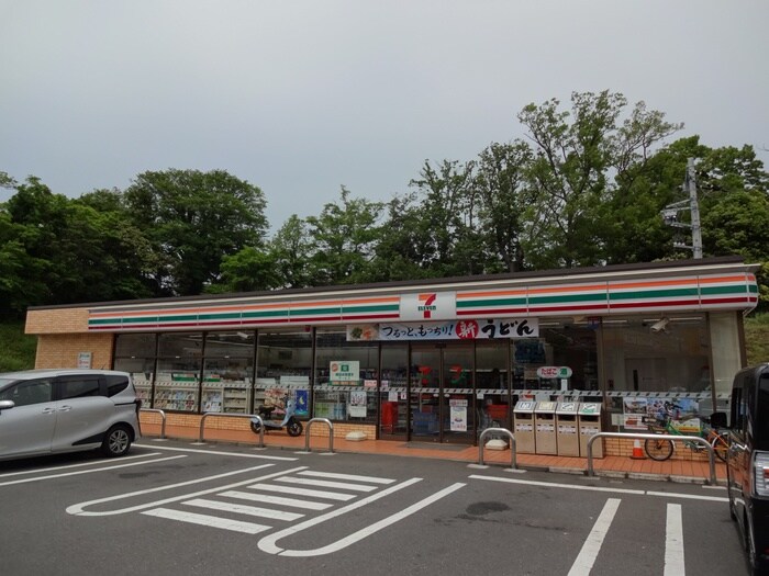 セブンイレブン(コンビニ)まで72m アムールピジョン