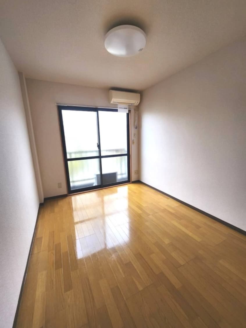 居室 第四アサヒハイツ