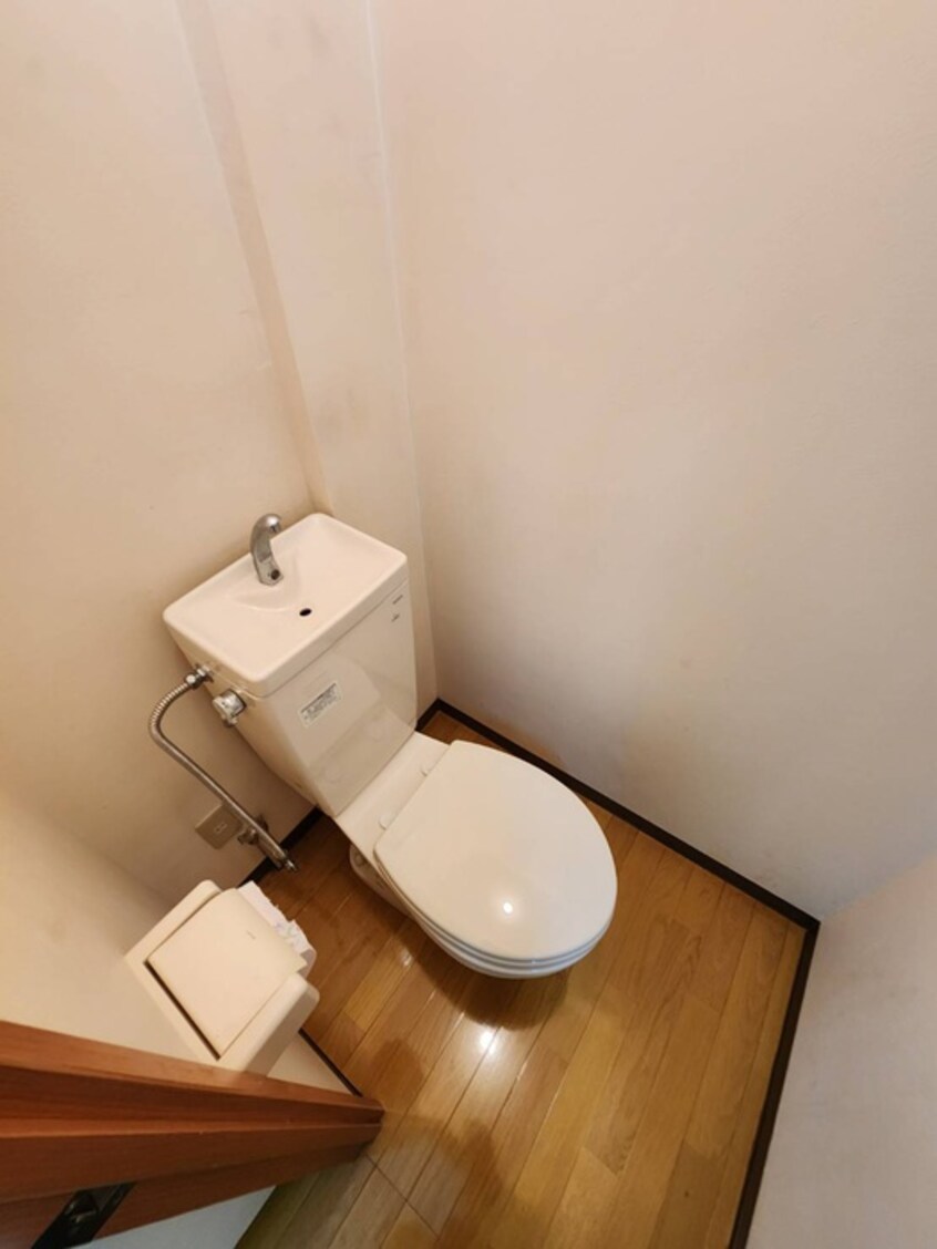 トイレ 第四アサヒハイツ