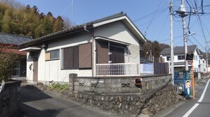 上原貸家