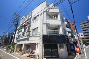 ファミーユ近藤