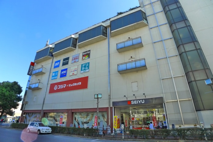 西友(デパート)まで390m ヴィラロ－ゼひばりヶ丘