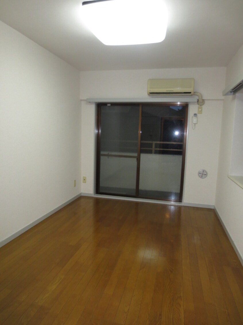 居室 エル・ヴィ－ナ中村橋(201)