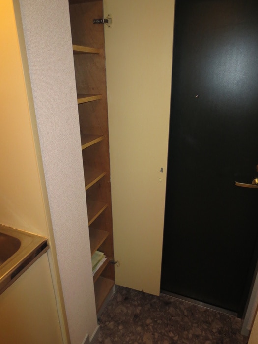 靴箱 エル・ヴィ－ナ中村橋(201)