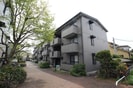 アルファタウン秦野新町A棟の外観