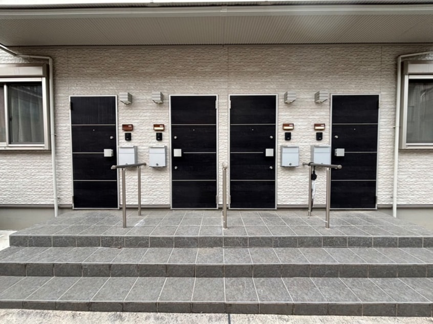 エントランス部分 フォレストコート東中野