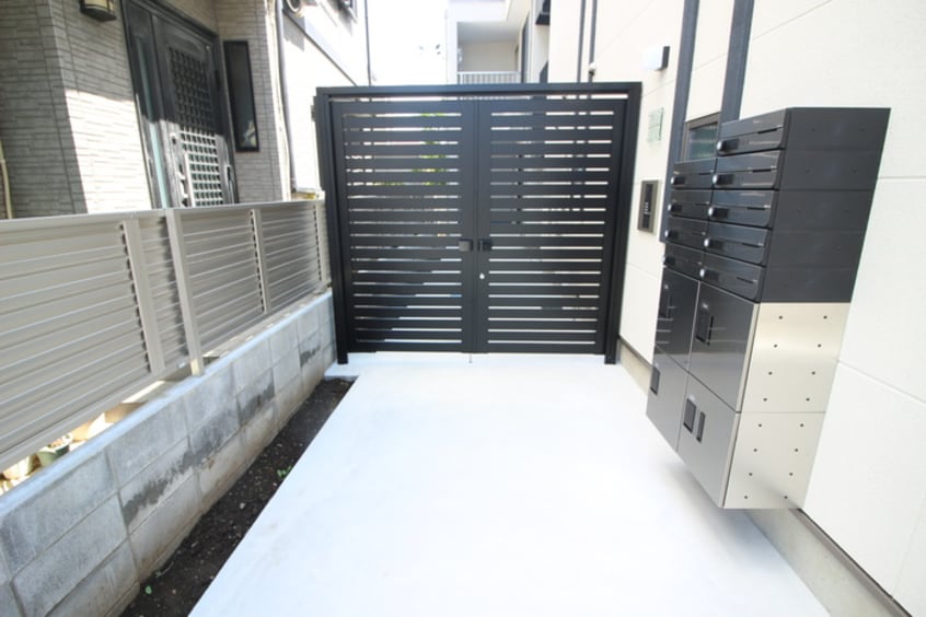 エントランス部分 エスポワール喜多見