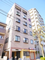 コムデ・ビュ－