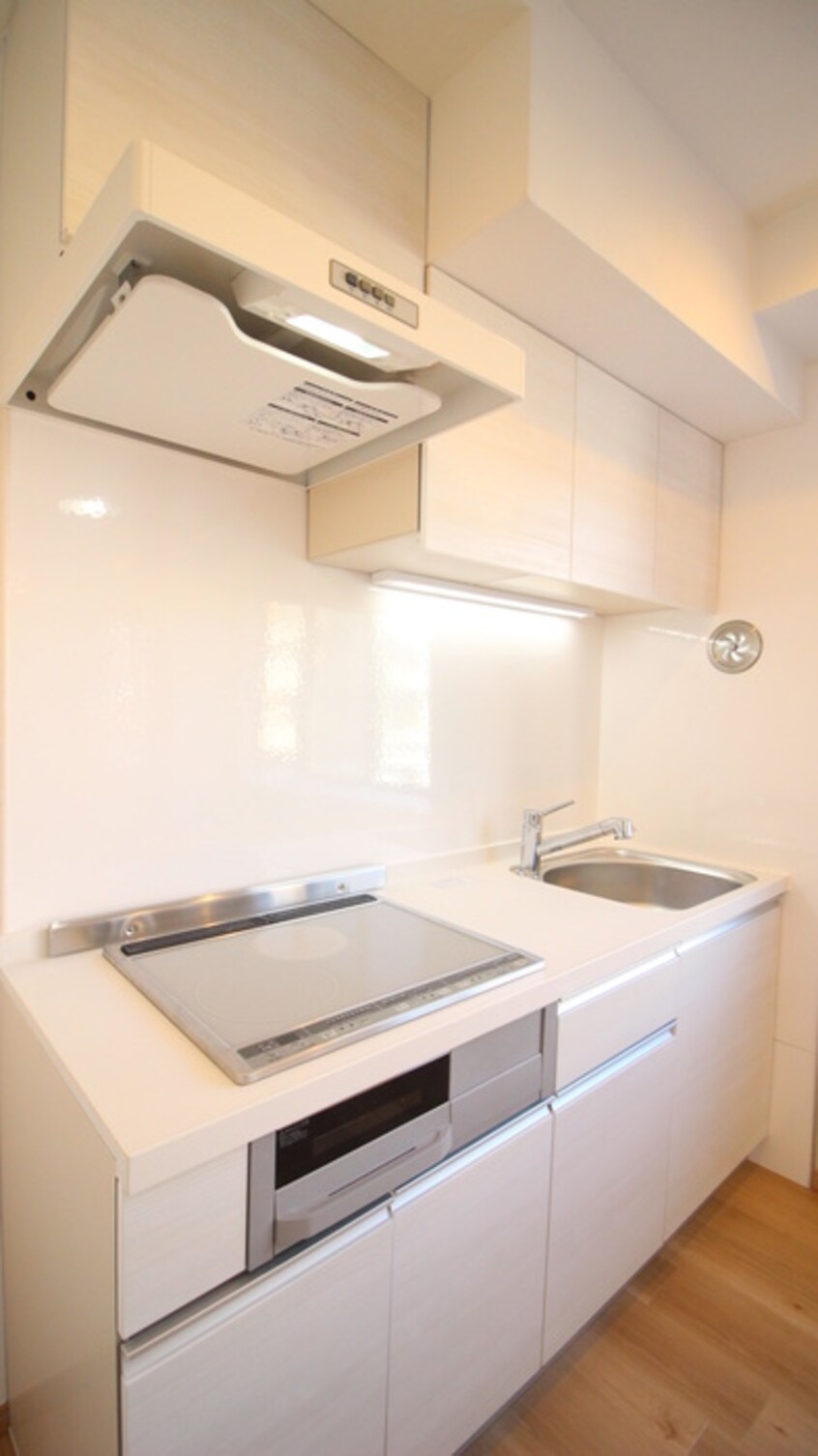 キッチン コムデ・ビュ－