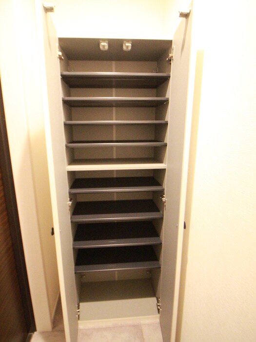 靴箱 ガーデンホームズ高野