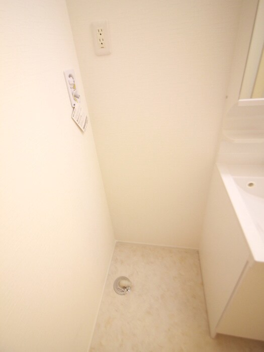 洗濯機置場 ガーデンホームズ高野