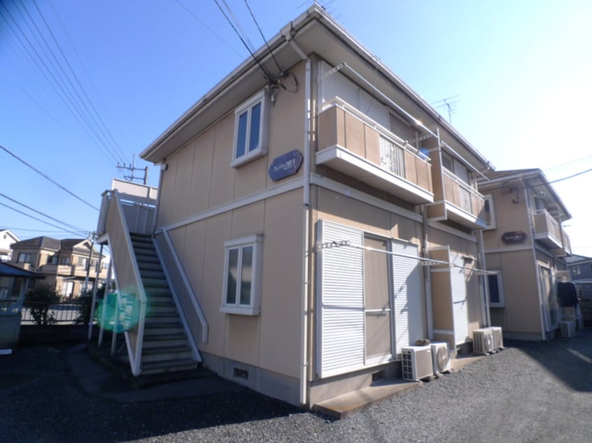 エントランス部分 フレンドシップ岩沢B