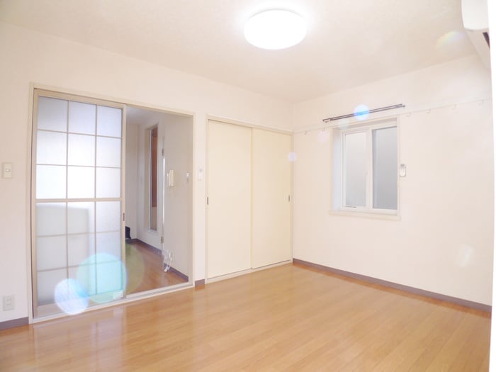 居室 フレンドシップ岩沢B
