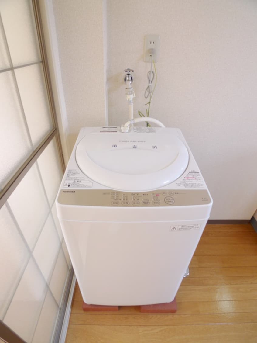 洗濯機置場 フレンドシップ岩沢B