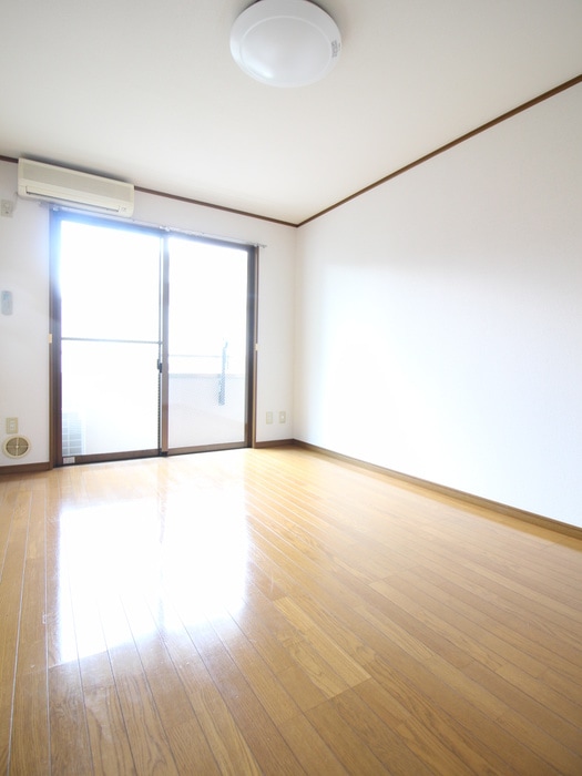 居室 ウィルフラット