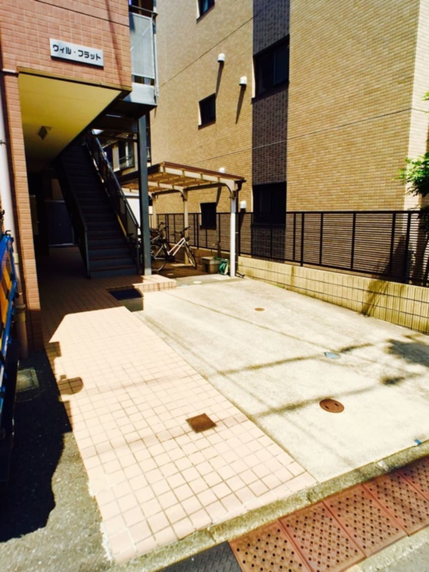 駐輪場 ウィルフラット