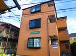 Beauty Hills 2002