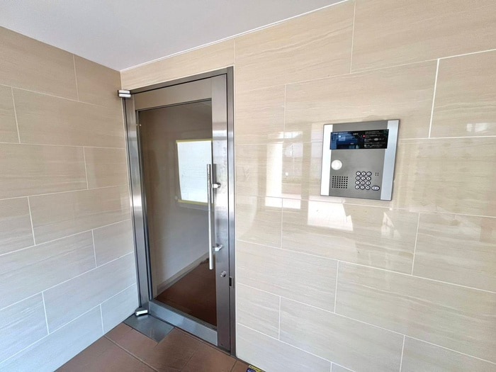 エントランス部分 セシリア