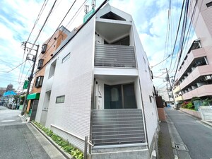 メゾンドサントウル