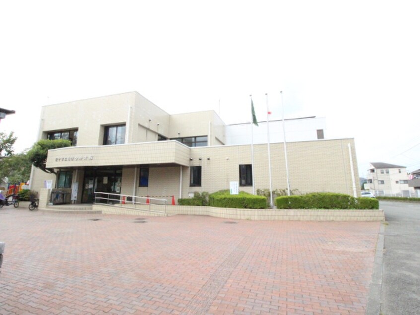 白糸台文化センター(役所)まで750m シャト－ル小柳町