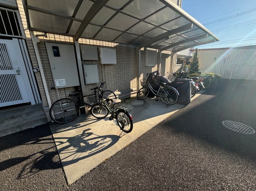 駐輪場 エスパシオ
