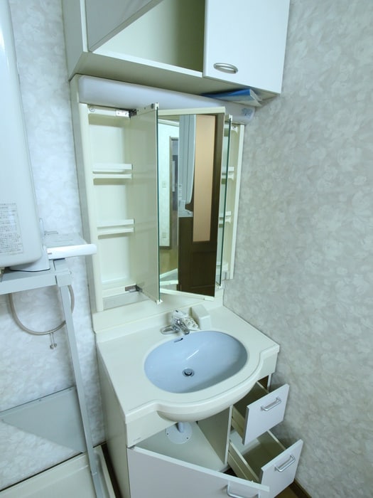 洗面 山英マンション