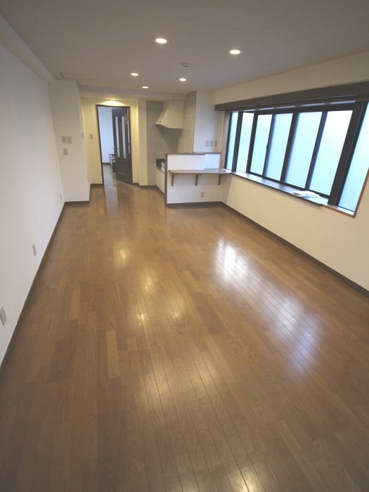 室内からの展望 山英マンション