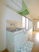 キッチン 大和田ハイツⅠ－1