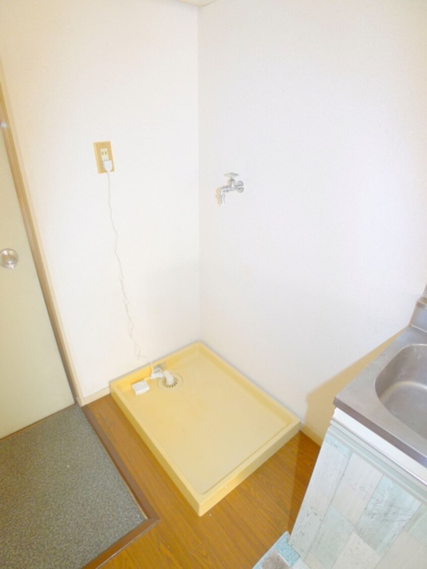 洗濯機置場 大和田ハイツⅠ－1