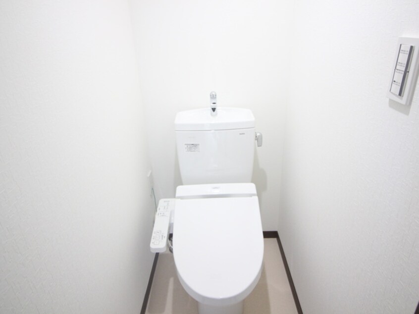 トイレ ｱﾙｶﾃﾞｲｱK・K横浜元町