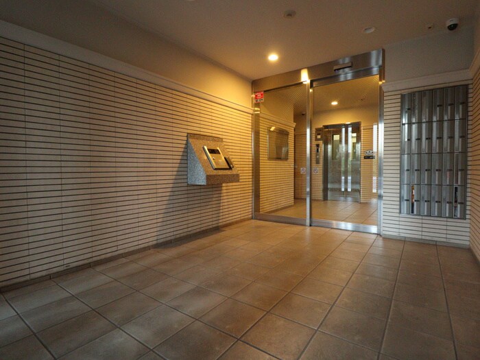 エントランス部分 プレシエ新丸子