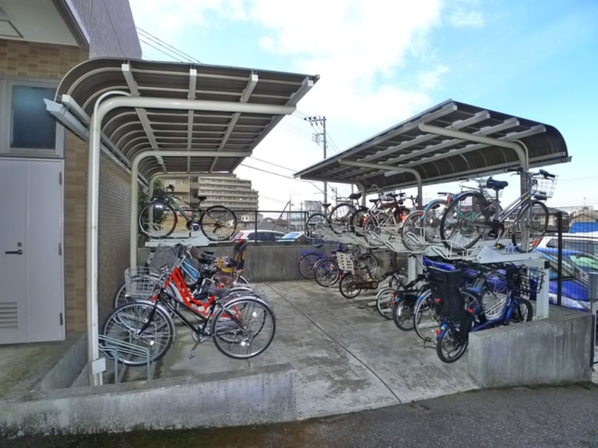 駐輪場 クエスタ柏