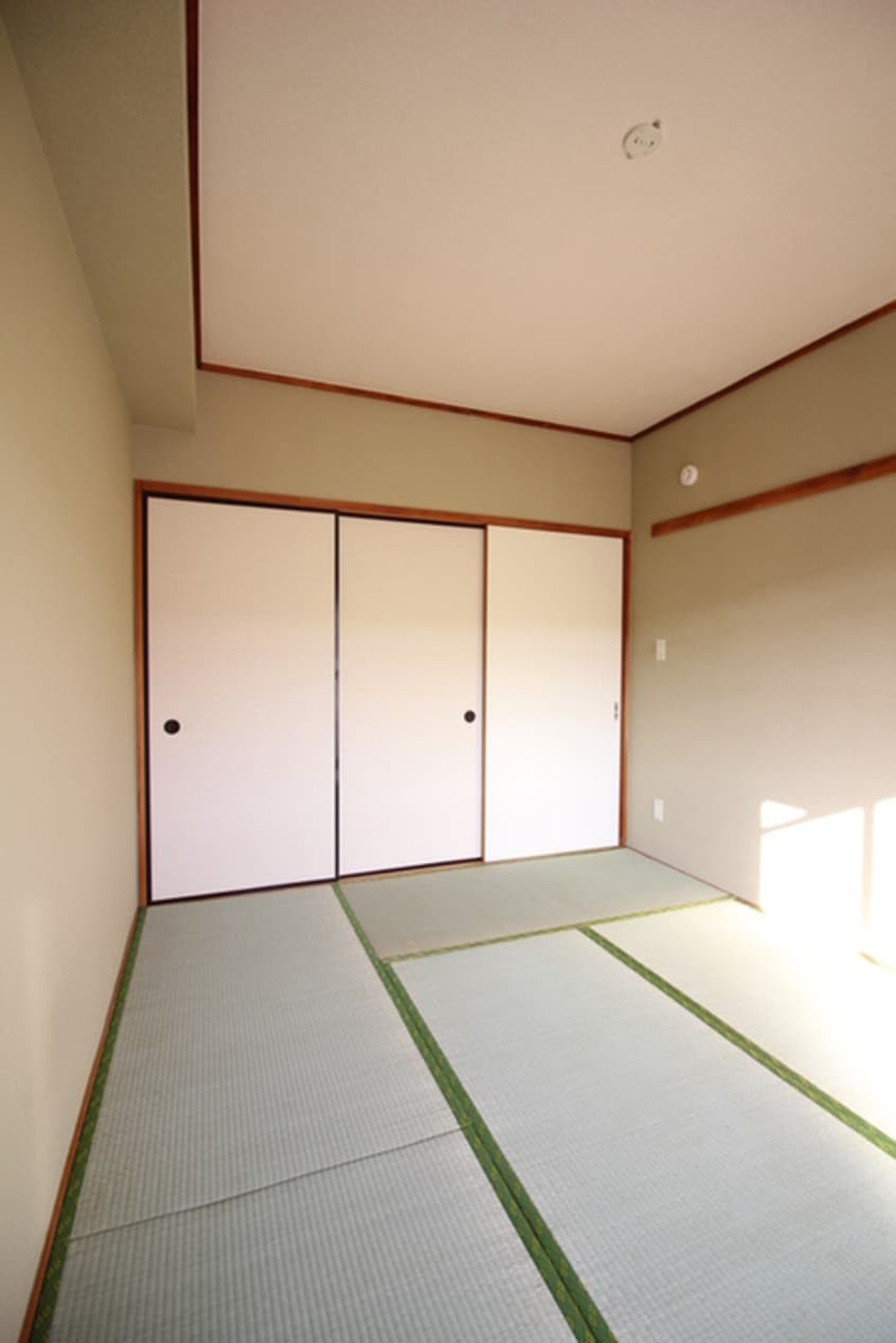 内観写真 ハイデンス上の宮