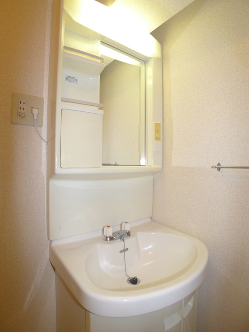 洗面 ハイデンス上の宮