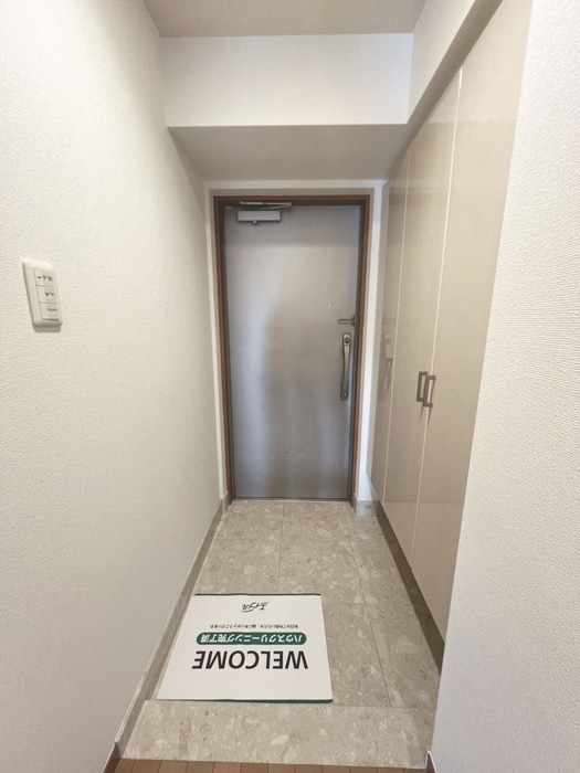 玄関 東京リバース・フォート(903)