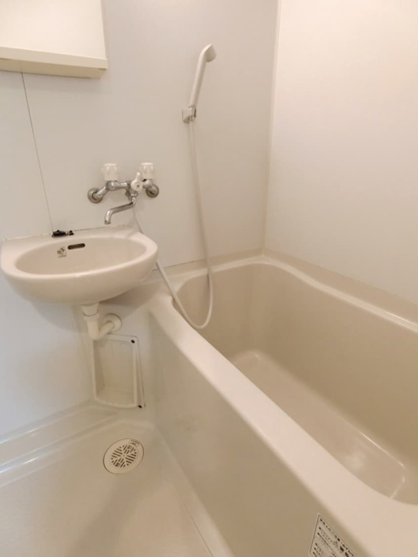 バス／シャワールーム等 アルモニ－別所