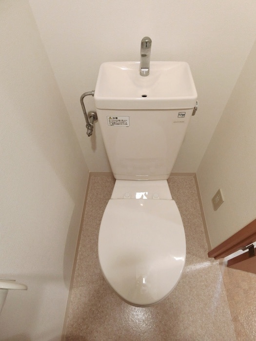 トイレ アルモニ－別所