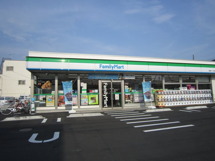 ファミリーマート(コンビニ)まで270m ＳＳ・Ｃｏｎｆｏｒｔ