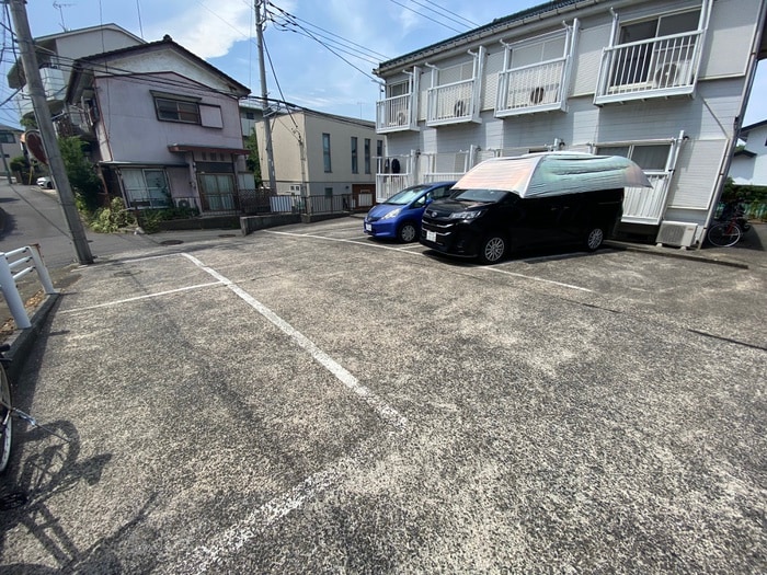 駐車場 コ－ポ林１号棟