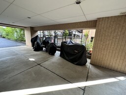 バイク置き場
