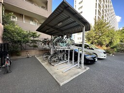バイク置き場