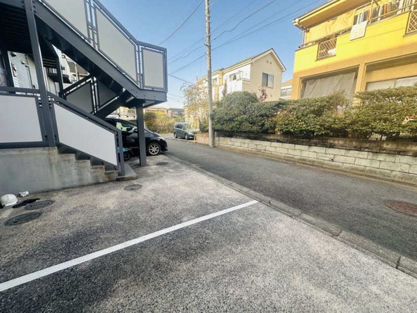 駐車場 ヴィラアライ成城