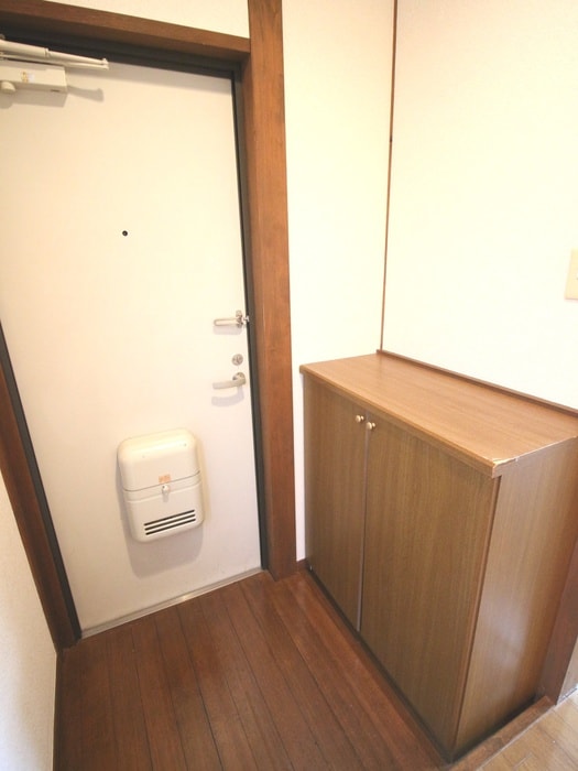 玄関 エビスハイツ