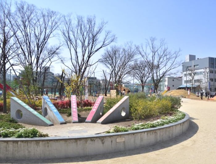 鮫洲運動公園(公園)まで381m エビスハイツ