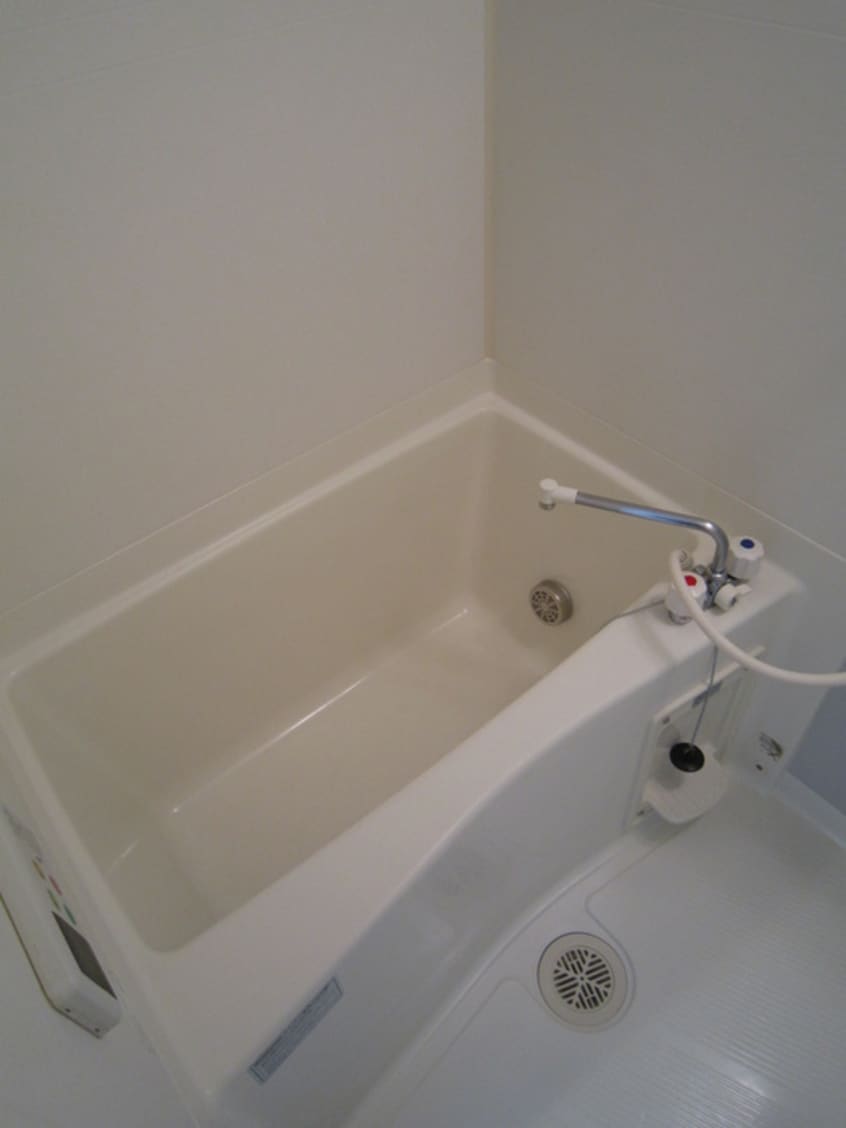 バス／シャワールーム等 レフィナ－ドＥ